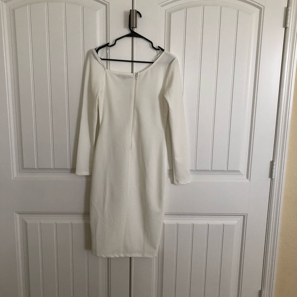 Long sleeve off one shoulder mesh chain dress - Picture 3 of 4